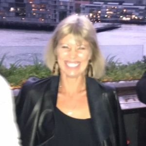 Meet your Posher, Jacqueline